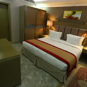 Otel Sun And Sands Plaza